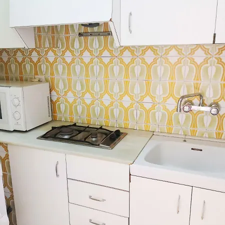 876 Apartment