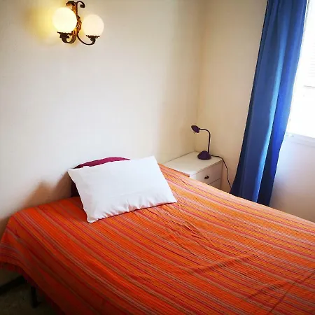 876 * Llançà
